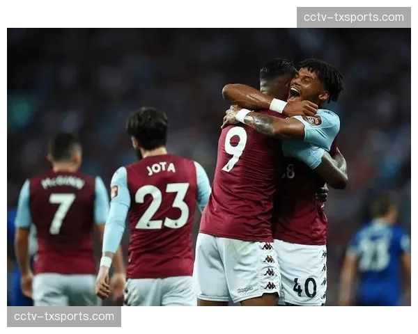 意甲裁判争议：那不勒斯对阵亚特兰大比赛中两次关键判罚引发卫冕冠军不满